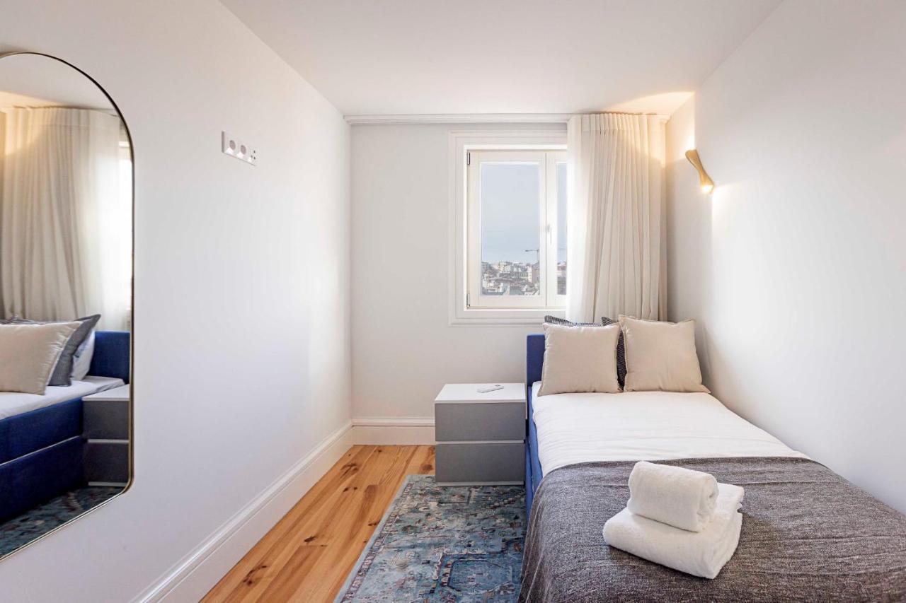 Modern Cativo Apartment By Lovelystay Porto Kültér fotó
